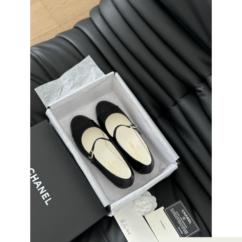Ch*el flat shoes